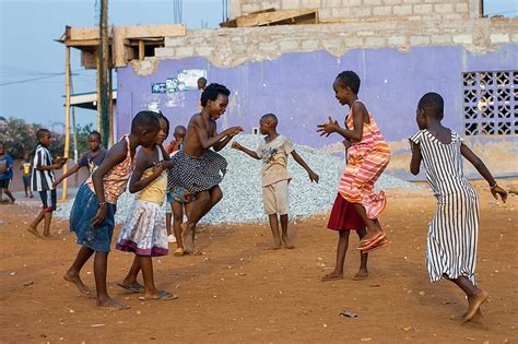 Dore imwe mu mikino gakondo yafasha abana muri ibi bihe by’ibiruhuko - Kigali Today