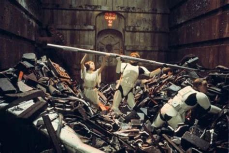 'Star Wars' Turns 40: Dirty Secrets From Trash Compactor Scene