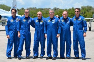 Astronaut Mark Kelly and Shuttle Endeavour's Last Crew Arrive at Florida Launch Site | Space