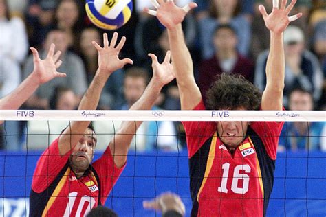 They investigate the historic player of the Spanish volleyball team Cosme Prenafeta for alleged ...