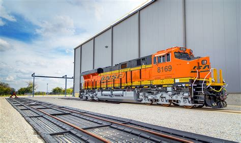 #GEInstaWalk – Touring GE’s rail locomotive production facility, Fort Worth, Texas – I Ride The ...