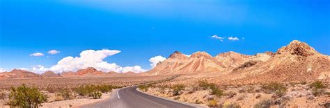 Driving through Lake Mead National Recreation Area | WannaBeEverywhere