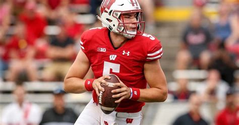 Wisconsin Badgers quarterback Graham Mertz rewrites Wisconsin football ...