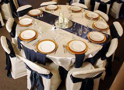 A simple, yet beautiful example of how you can use our table linens to accomplish an elegant ...