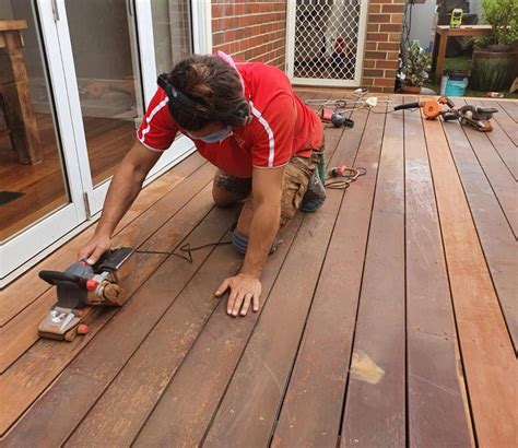 Deck Restaining - Universal Tradesman