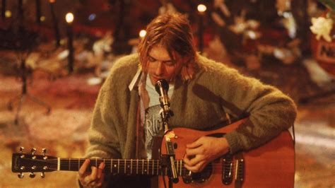 The Untold Truth Of Kurt Cobain's Unplugged Guitar