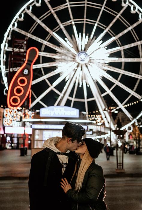 FERRIS WHEEL NIAGARA | Cute couple pictures, Cute couples photos, Fair ...