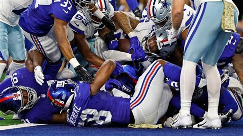 Cowboys dominate Tommy DeVito, Giants in Dallas - Newsday