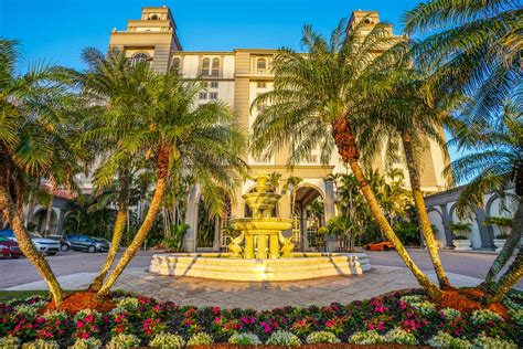 The Ritz Carlton Naples Resorts: Which One Should You Choose?