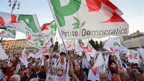 Italy's election kicks off with high chances for far-right