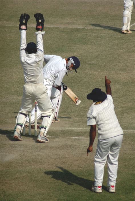 MSK Prasad tries to pull off a blinder against Uday Kaul, Punjab's centurion | ESPNcricinfo.com