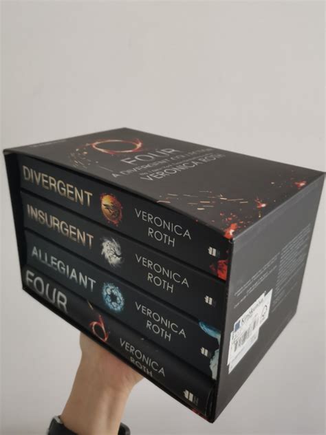 Divergent full series box set (4 books), Hobbies & Toys, Books ...