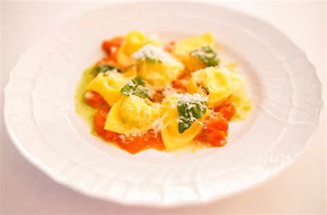 Torrisi Review: How Good Can Tomato Sauce Be?