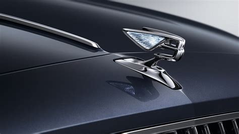 New Bentley Flying Spur Will Get a Slick Retractable Hood Ornament