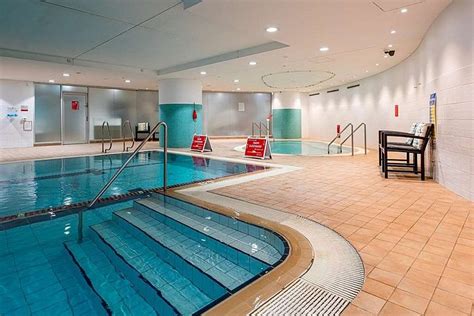 Hilton Sydney Pool: Pictures & Reviews - Tripadvisor