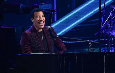 Lionel Richie tour 2024: How to get tickets to see him and Earth, Wind & Fire live - nj.com