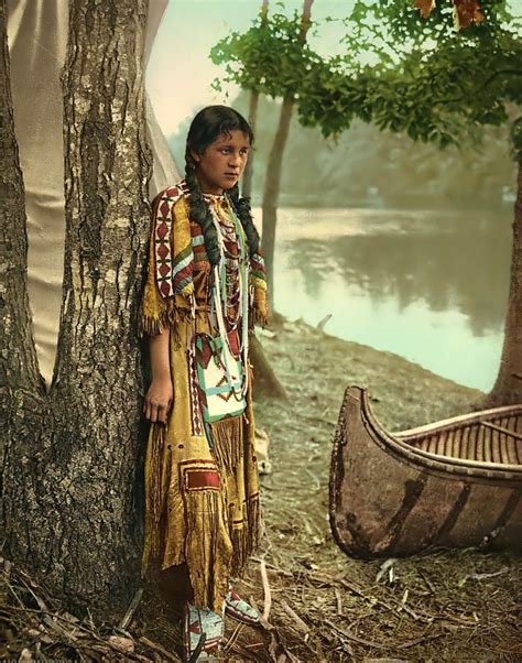 BACK THEN: Down by the river , 1904 | Native american girls, Native american women, Native ...