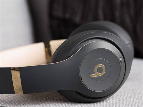 Beats Solo3 Wireless vs. Beats Studio3 Wireless: Which should you buy ...