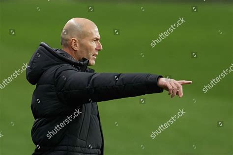 Zinedine Zidane Real Madrid Gives Instructions Editorial Stock Photo - Stock Image | Shutterstock