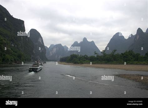 Scenic riverboat cruise on the Li River. Guilin, China Stock Photo - Alamy