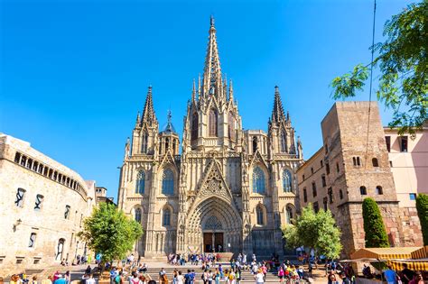 What are some fun things to do in Barcelona Spain? - Sahil Popli