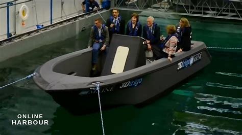 The world's largest 3D printed boat built by the largest 3D printer - YouTube