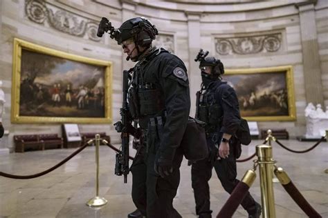 US Secret Service Counter Assault Team (CAT) at US Capitol [1280x854 ...