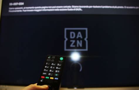 Dazn: nuovi tipi di abbonamenti, utenti in delirio