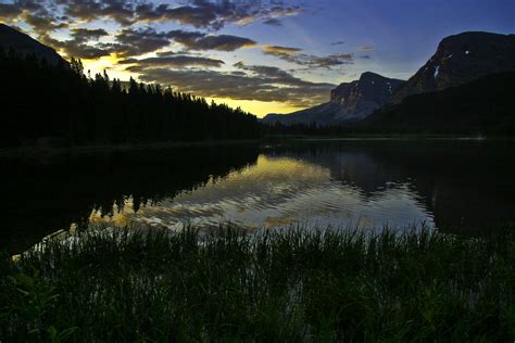 Glacier National Park.Sunrise at Many Glacier | Sunrise near… | Flickr