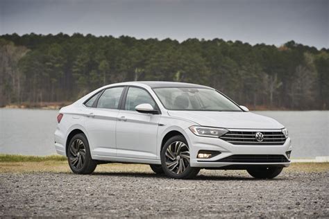 Is the 2019 Volkswagen Jetta Better in Every Way? First Drive Review ...