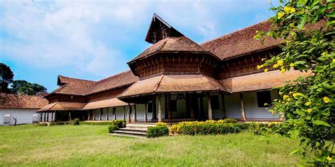 Kuthiramalika (Puthenmalika) Palace Museum Trivandrum (Timings, History, Entry Fee, Images ...