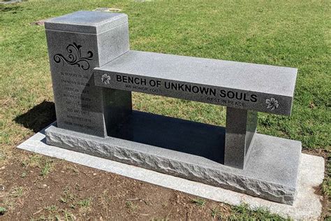 Las Vegas monuments honor those in unmarked graves | North Las Vegas | Local