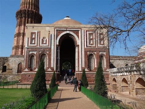 Alai Darwaza - Ghumakkar - Inspiring travel experiences.