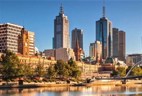 Places to Visit in Melbourne - Attractions in Melbourne