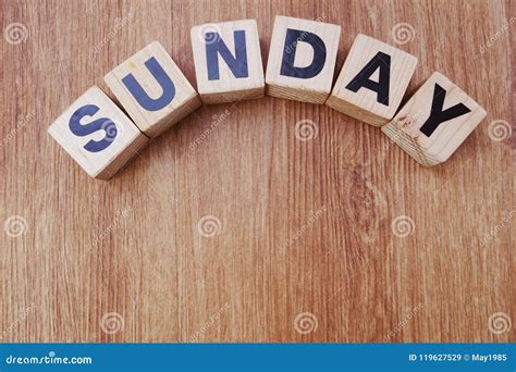 Top View Sunday Letters on Wooden Background Stock Image - Image of objects, message: 119627529