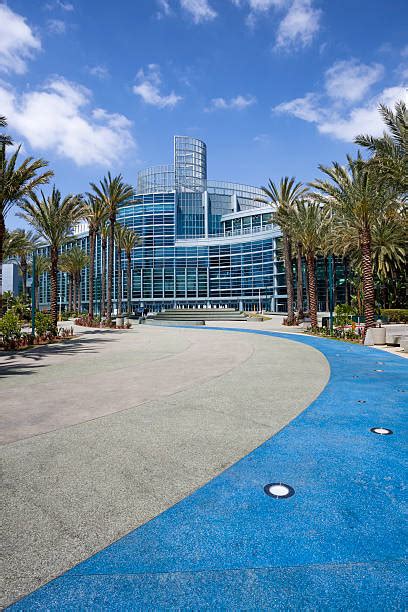 Top 60 Anaheim Convention Center Stock Photos, Pictures, and Images ...