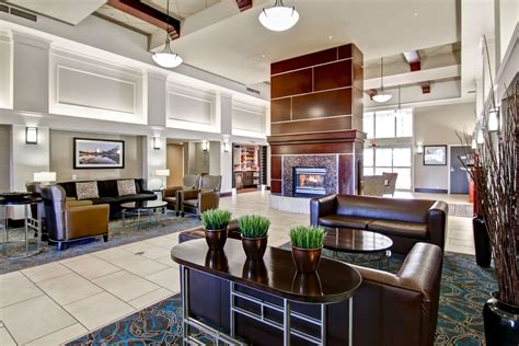 Hampton Inn & Suites by Hilton Calgary-Airport, 2420 37th Avenue NE ...