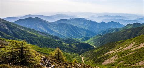 Qing Ling Mountains In China