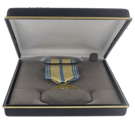 Army Armed Forces Reserve Medal Presentation Set