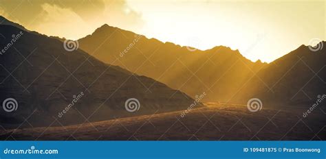 Landscape Mountains with Sunlight before Sunset in Leh Ladakh Stock ...