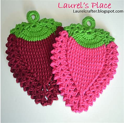 Ravelry: Project Gallery for Strawberry Potholder pattern by Kay ...