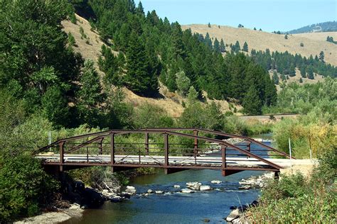 File:Little Blackfoot River Bridge (2012) - Powell County, Montana.png