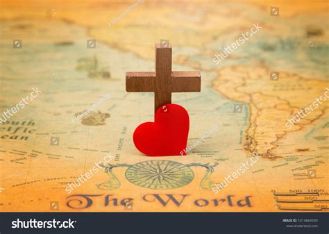 God Loved World Cross On Rustic Stock Photo 1013669293 | Shutterstock