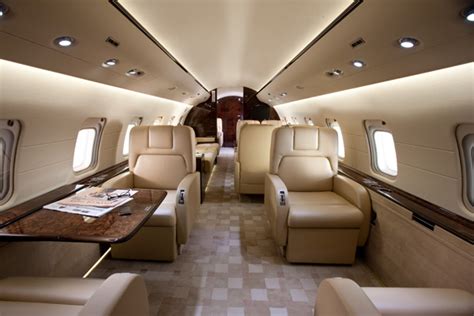 Bombardier Challenger 850 Interior - Cabin - FlyRadius