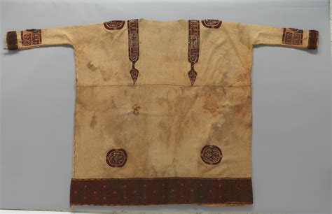 Richly Decorated Tunic | The Metropolitan Museum of Art