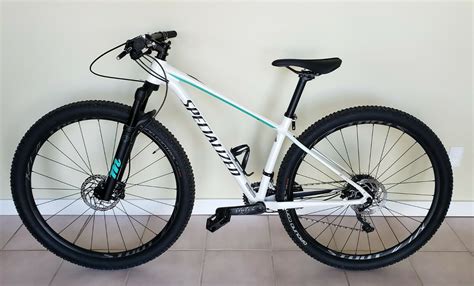 2017 Specialized Women’s Rockhopper Pro, size S | Specialized Mountain Bike