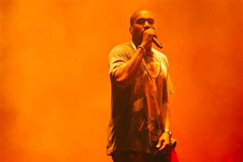 Kanye West Drops New Album for Christmas - EverydayKoala