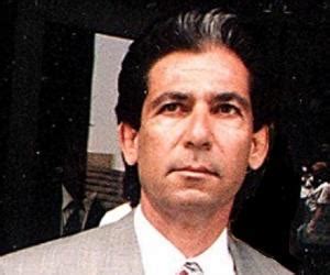 Robert Kardashian Biography, Birthday. Awards & Facts About Robert ...