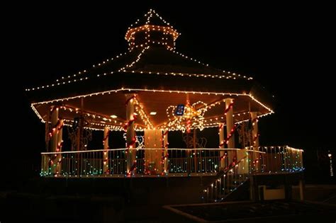 Downtown Minden Christmas Lights – Around Carson