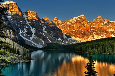 Moraine Lake - Moraine Lake sunrise, Banff National Park | Lake, Sunrise lake, Moraine lake